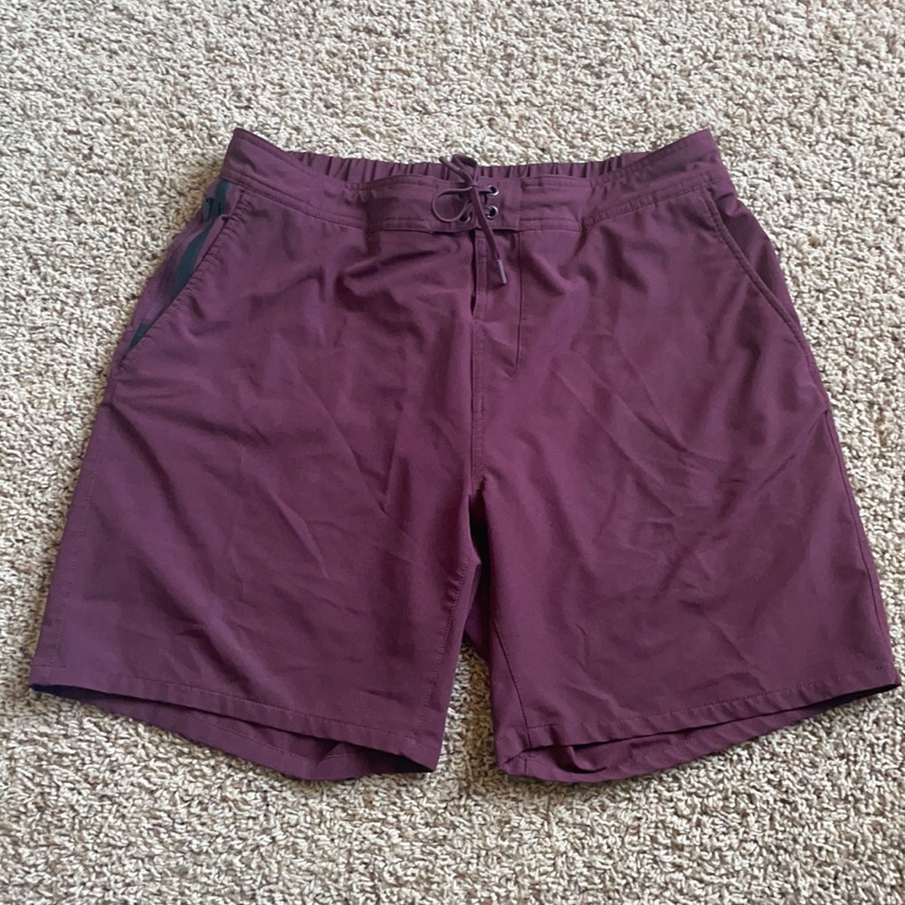 Ten Thousand lined Foundation shorts